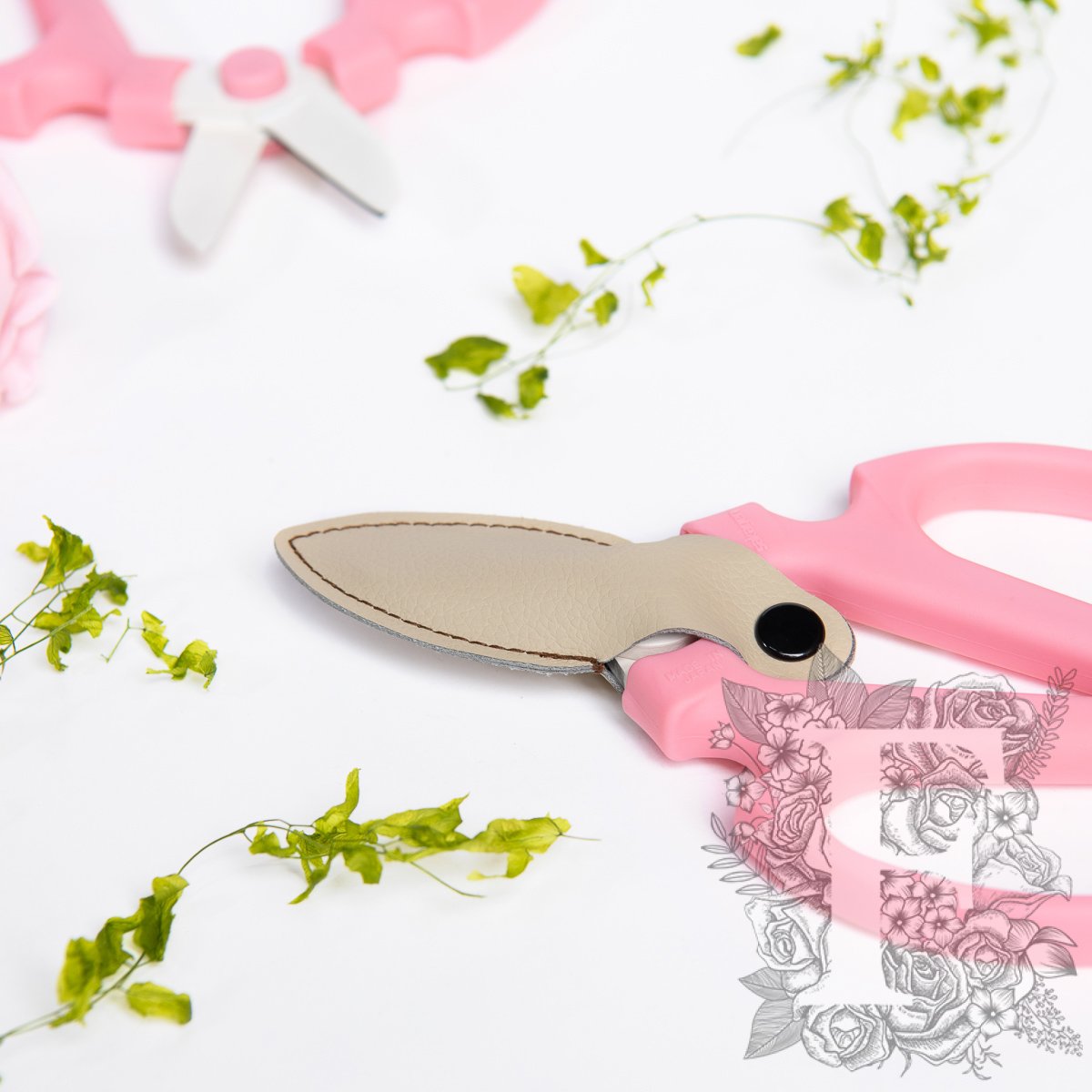 Sakagen Pink Shears 4