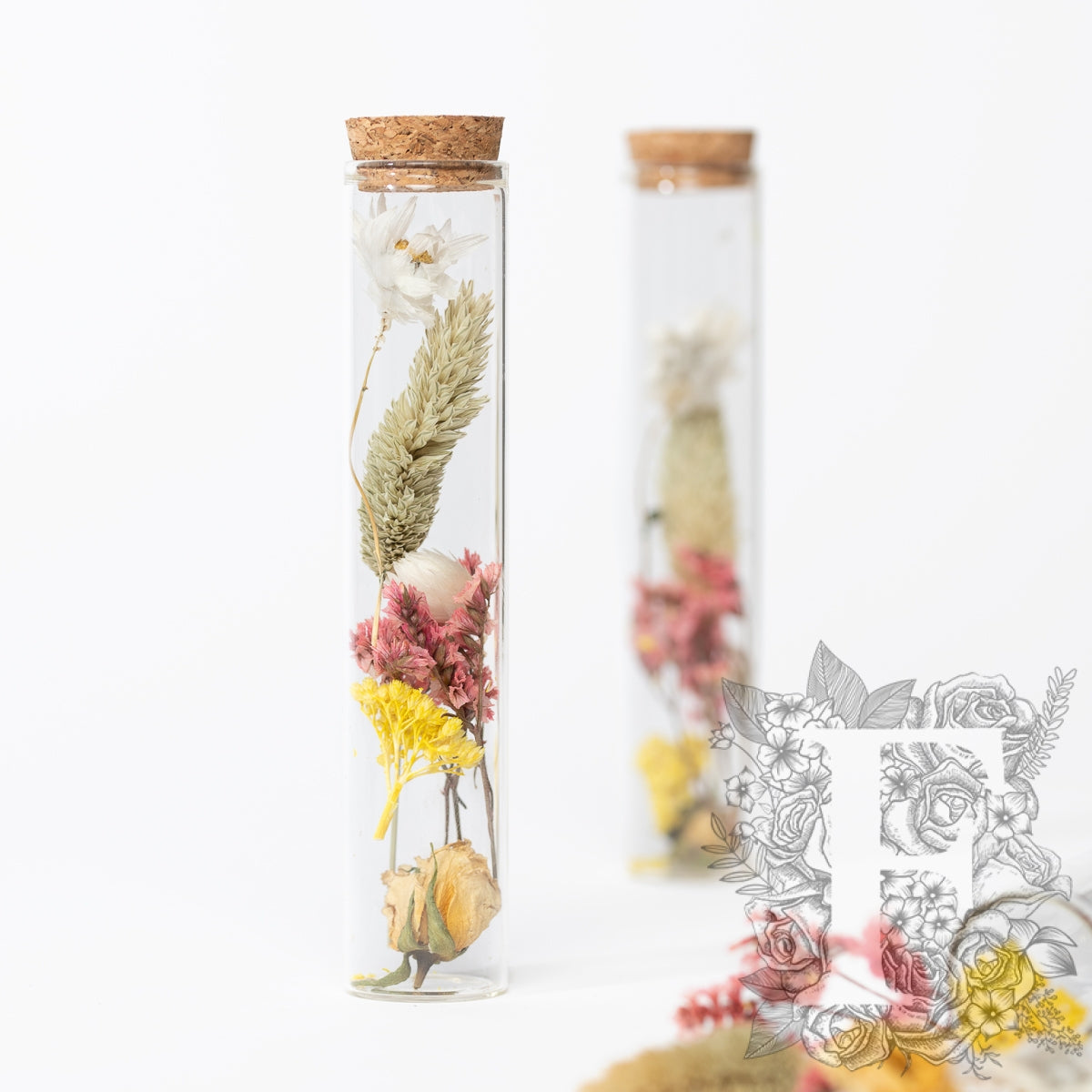 Dried flower - glass vial with cork - Medium